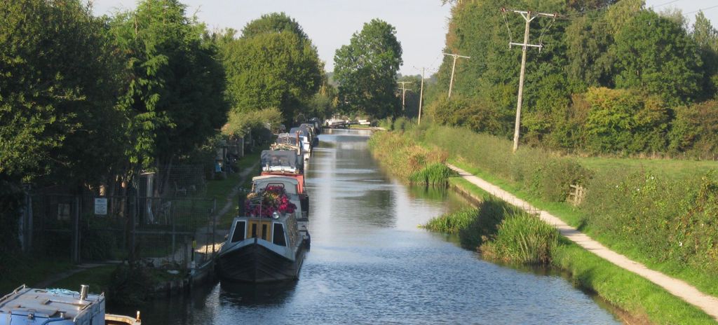 Offside Farmer's Field moorings